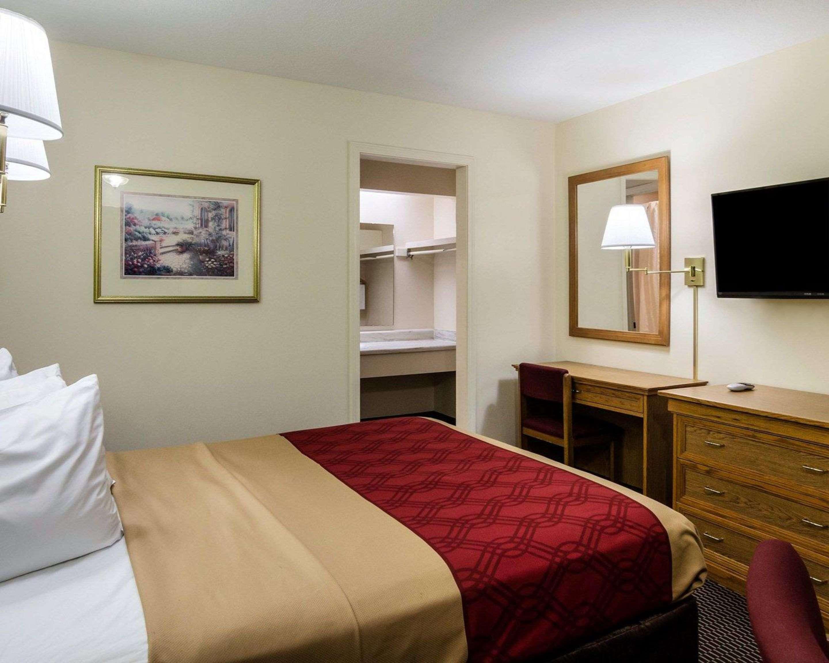 Econo Lodge University Lawrence Exteriér fotografie