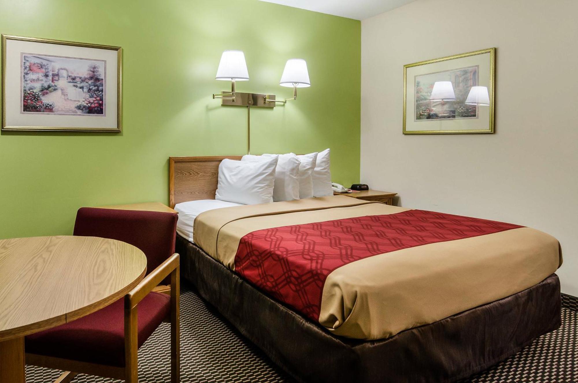 Econo Lodge University Lawrence Exteriér fotografie